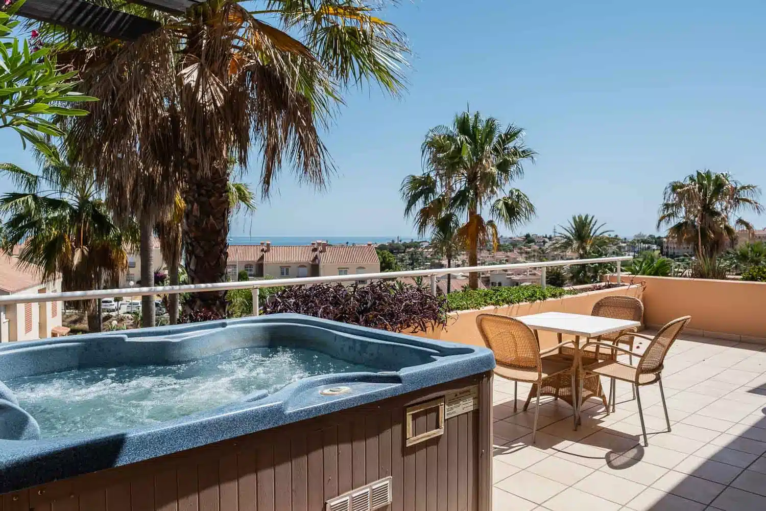 Alquilar Apartamento en Mijas Costa AS MM B01 imagen-1