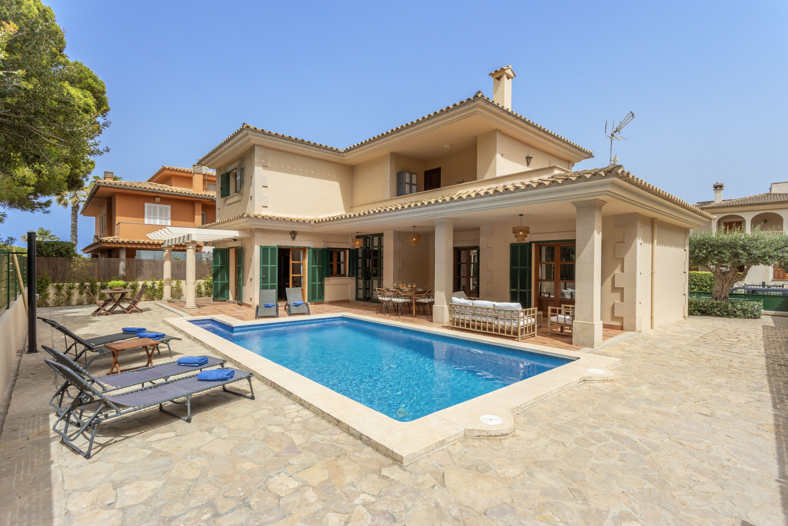 Rent Villa in  Villa Martina picture-0