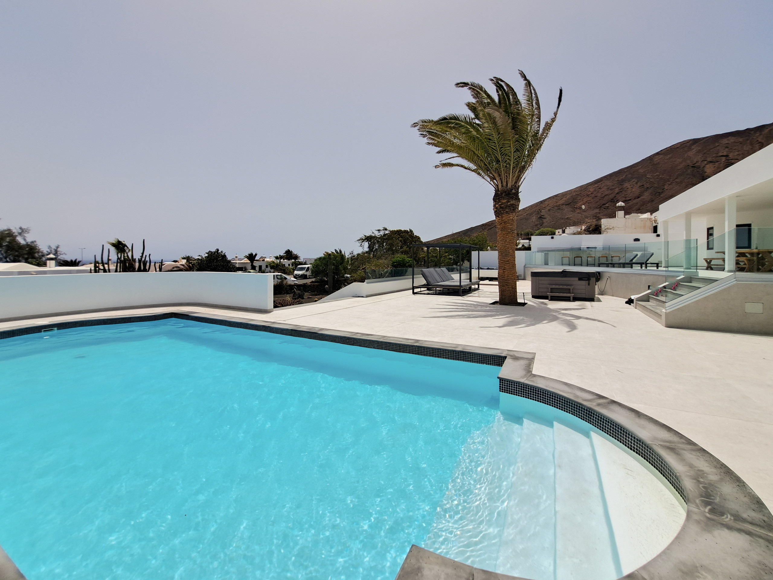 Rent Villa in Playa Blanca 236 - Casa Yasmine (LH236) picture-13