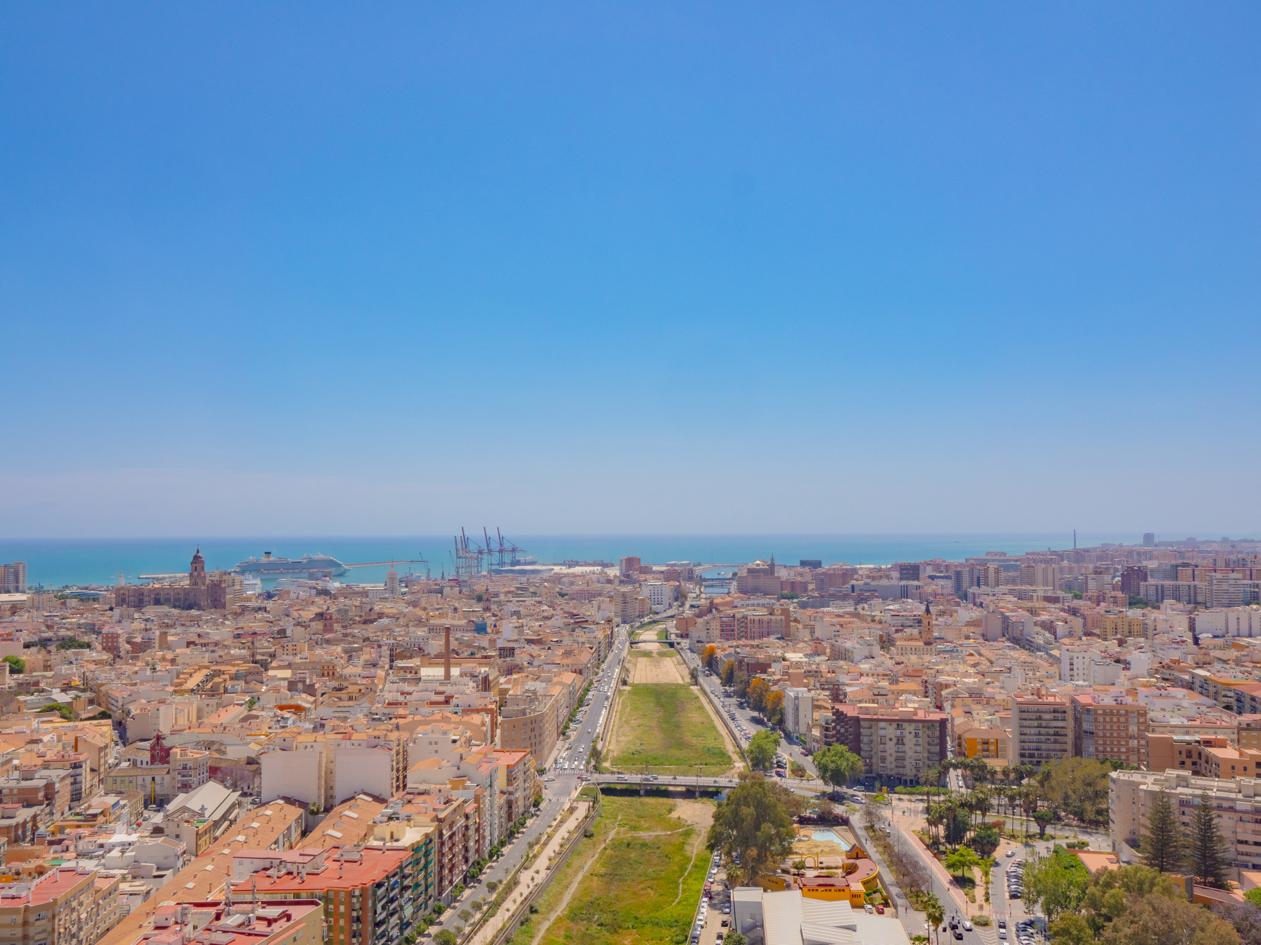 Rent Apartment in Málaga Cubo's Loft Urban Sky Malaga 7 picture-7