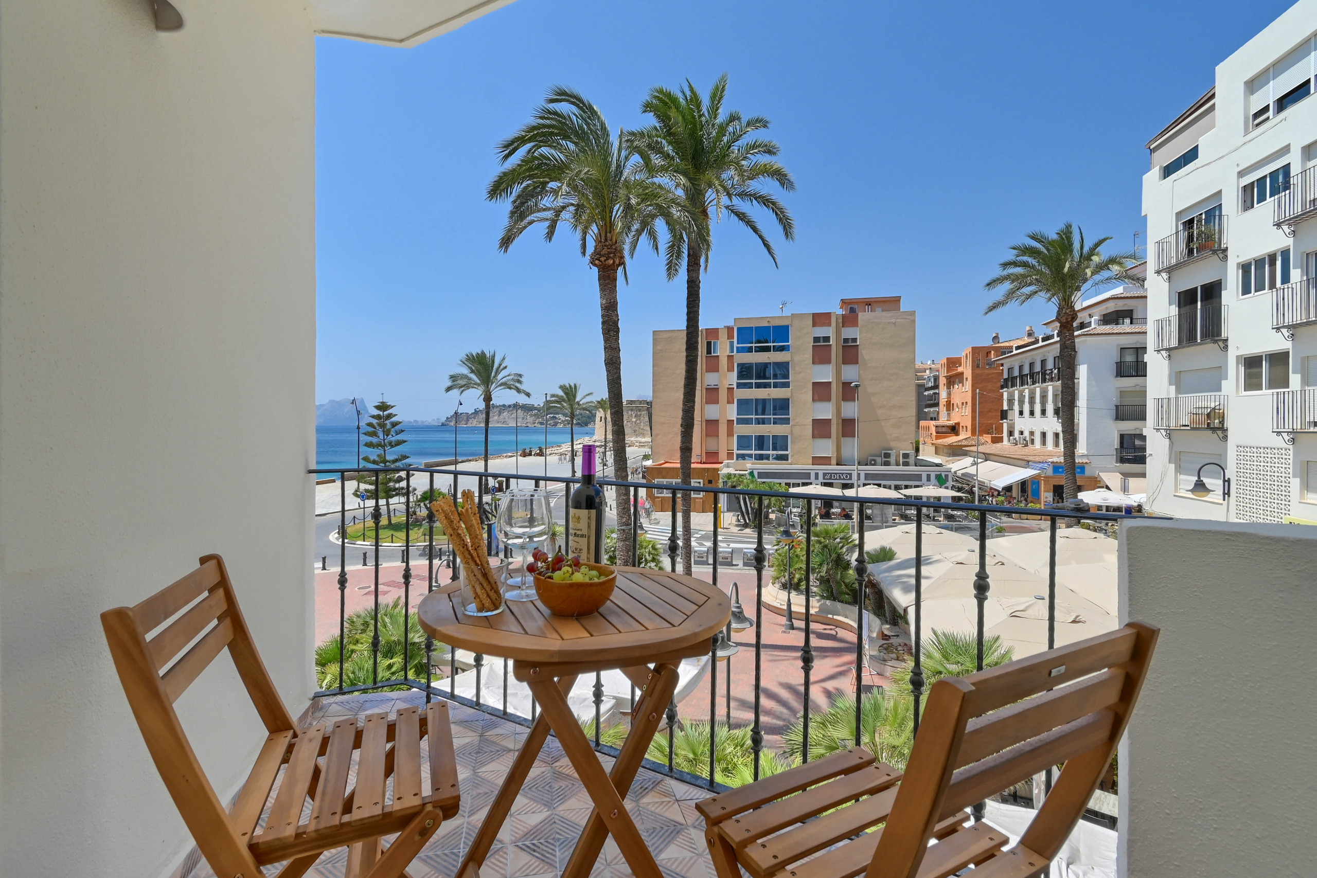 Rent Apartment in Moraira Apartamento Seaside Castillo Moraira picture-1