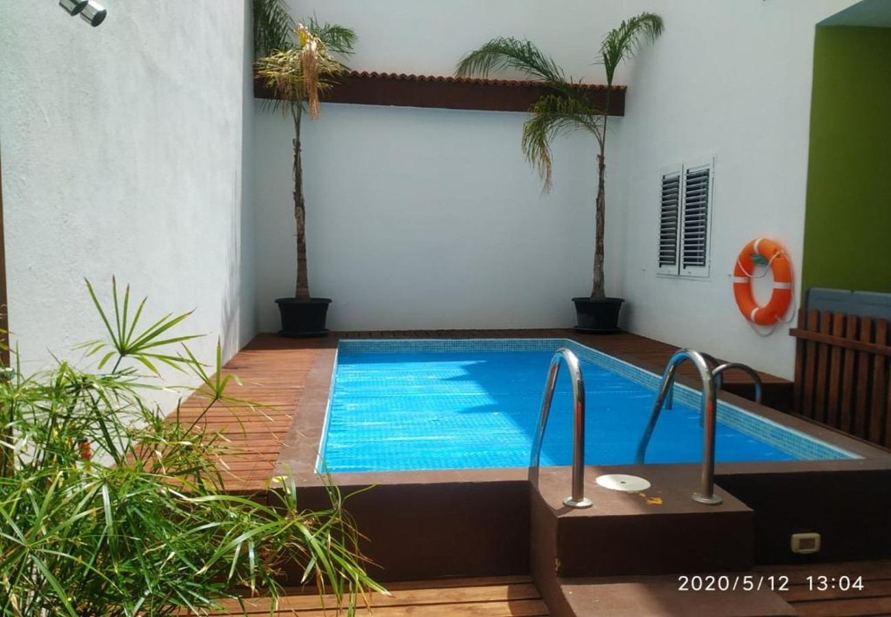 Rent Apartment in Los Llanos de Aridane Aptos. EL PATIO picture-12