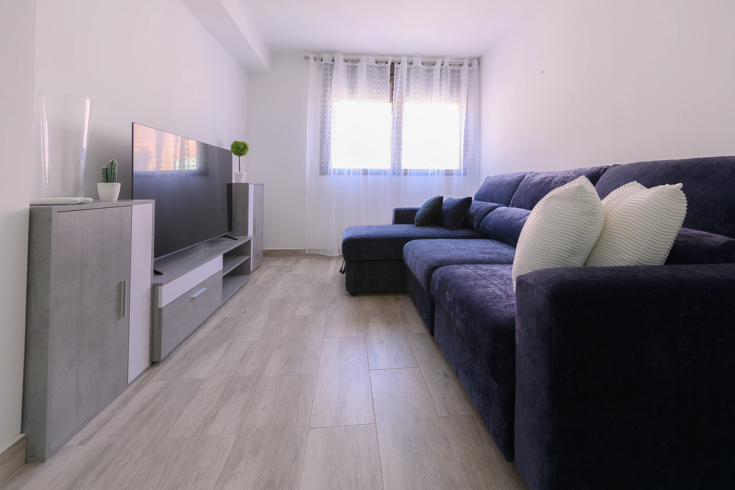 Alquilar Apartamento en Madrid M (MMA323A)Acogedor apartamento de un dormitorio e imagen-9