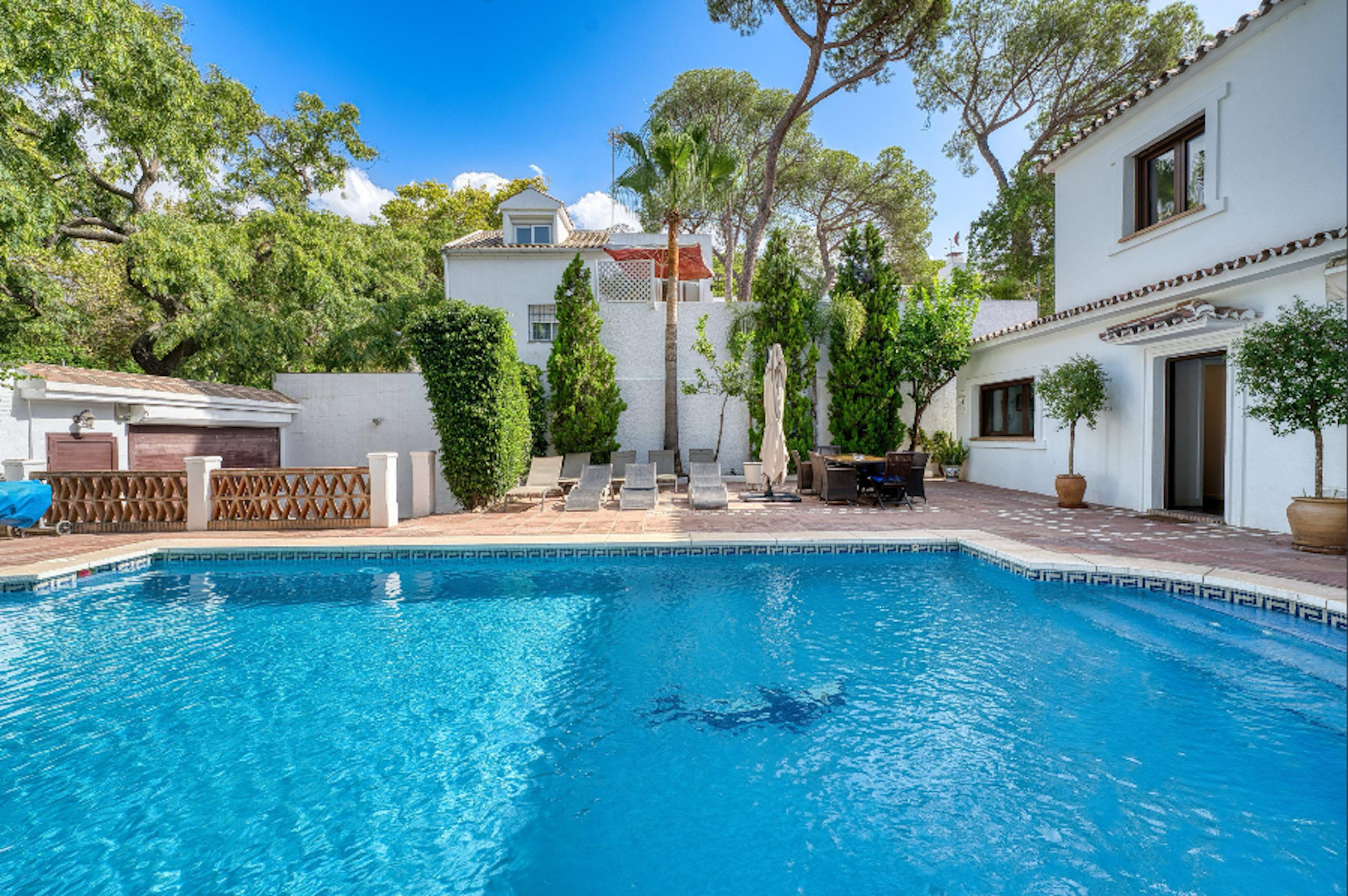 Rent Villa in Marbella 1102 - Marbella Town Villa picture-0