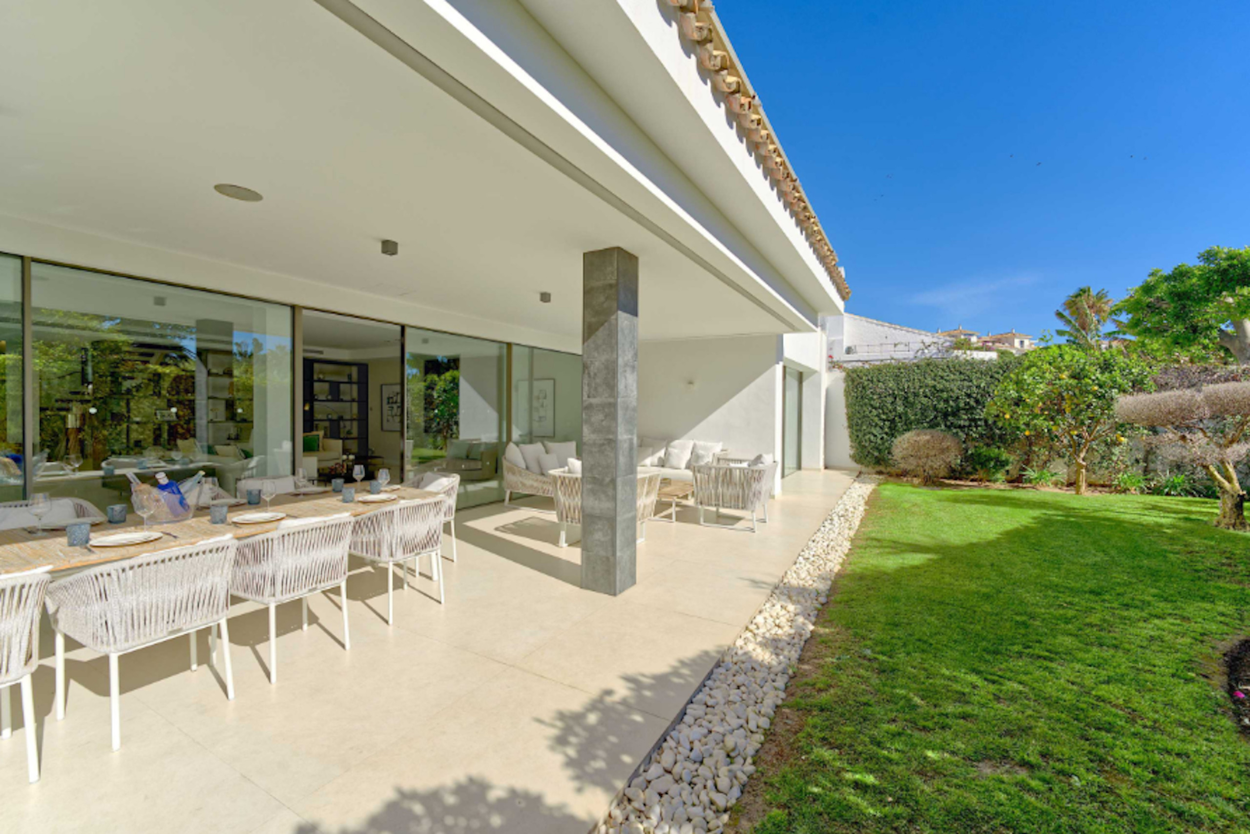 Rent Villa in Marbella 2244 - MODERN VILLA PUERTO BANUS picture-8