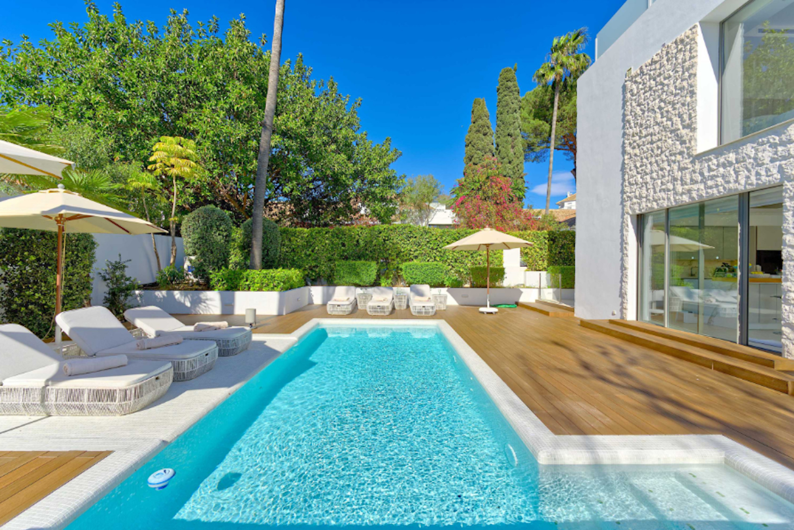 Rent Villa in Marbella 2244 - MODERN VILLA PUERTO BANUS picture-0