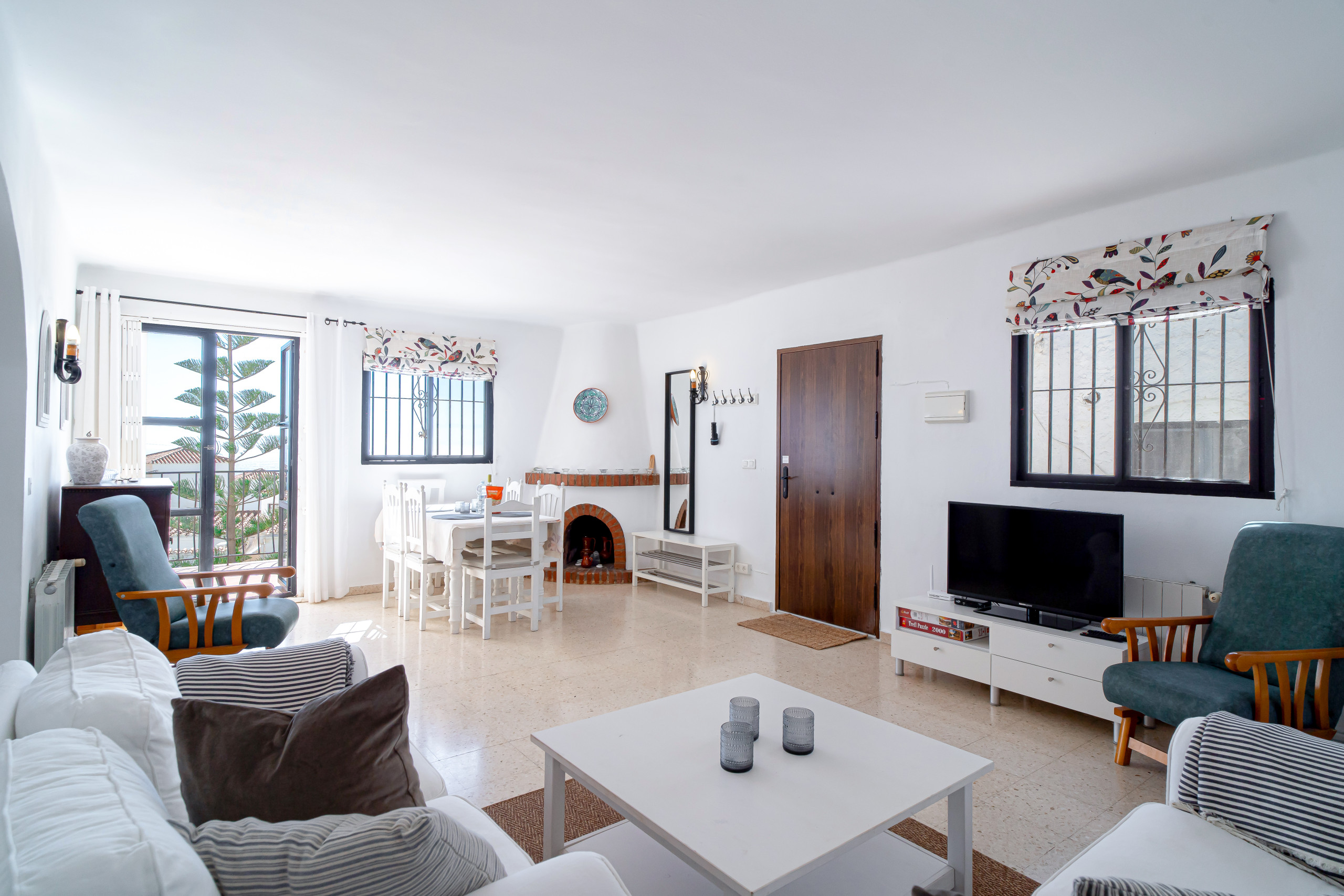 Rent Apartment in Nerja Los Naranjos 15B Capistrano Village by Casasol picture-2