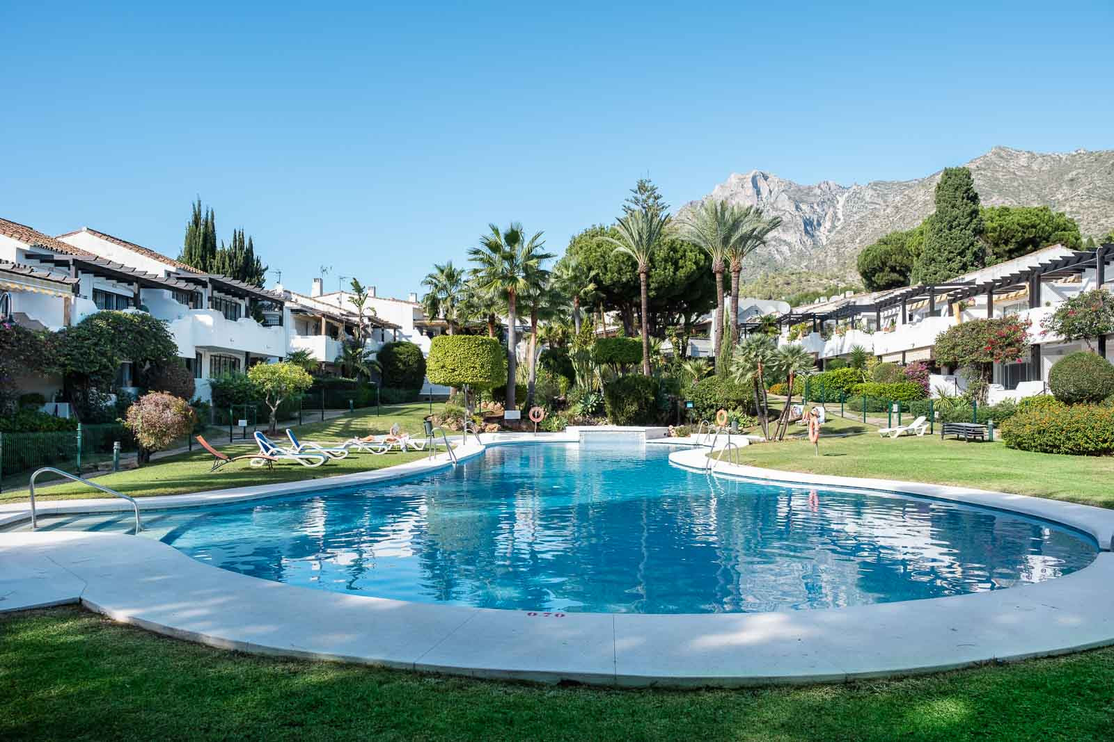 Rent Apartment in Marbella AS EXT MARB VIVERO picture-1