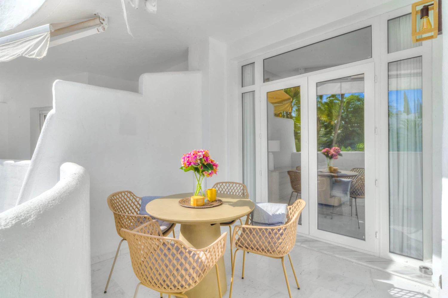 Alquilar Apartamento en Marbella Newly Reformed Marbella Real Two Bedroom Apartment imagen-46