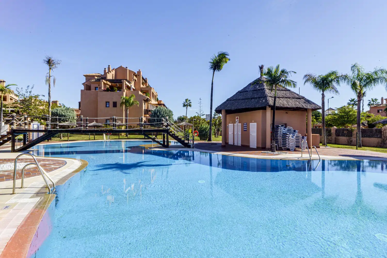 Alquilar Apartamento en Estepona Hacienda del Sol - 2 Bed Apartment imagen-2