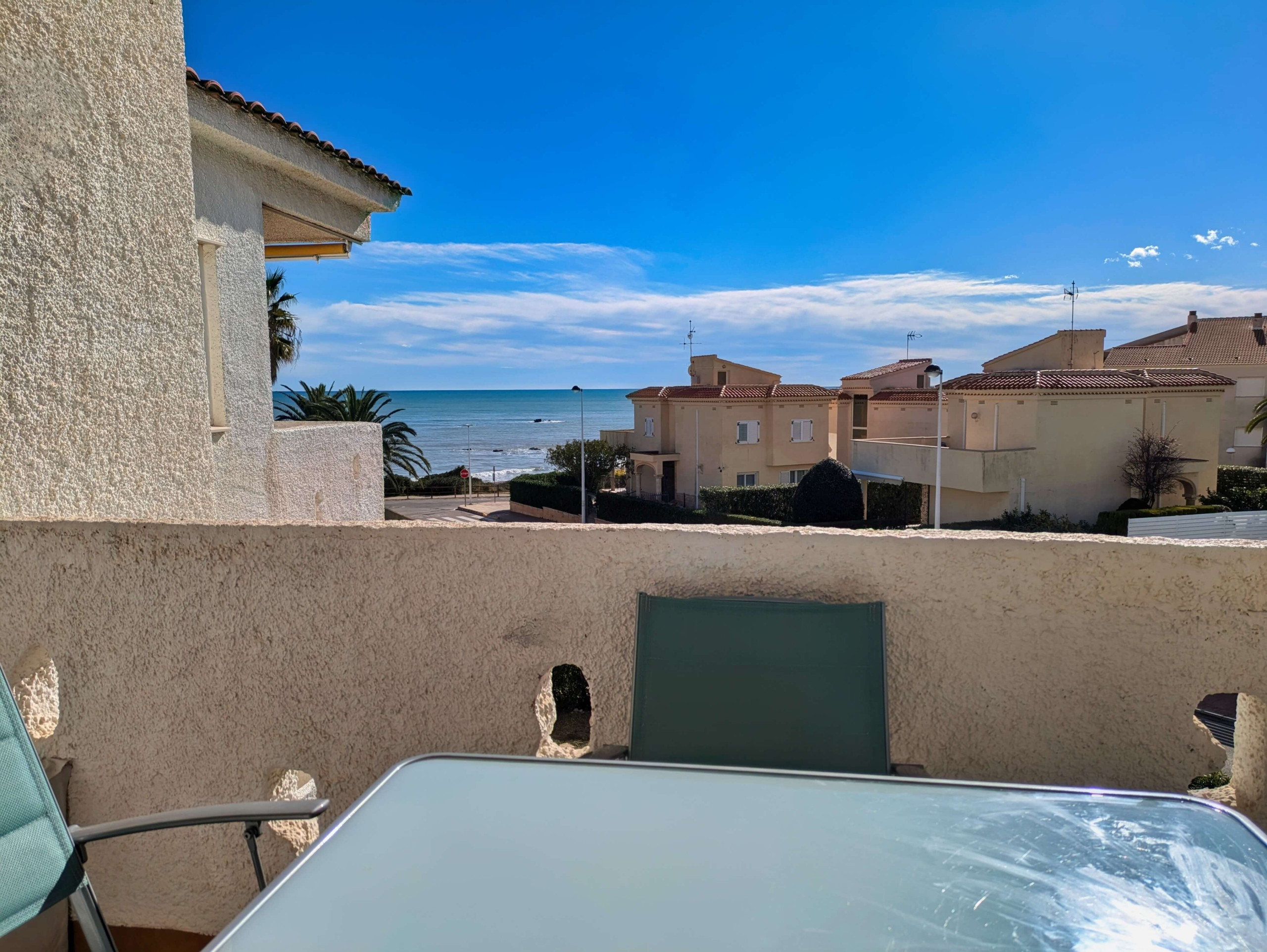 Rent Apartment in  La Mirada Playa del Moro - Vistas al mar picture-4