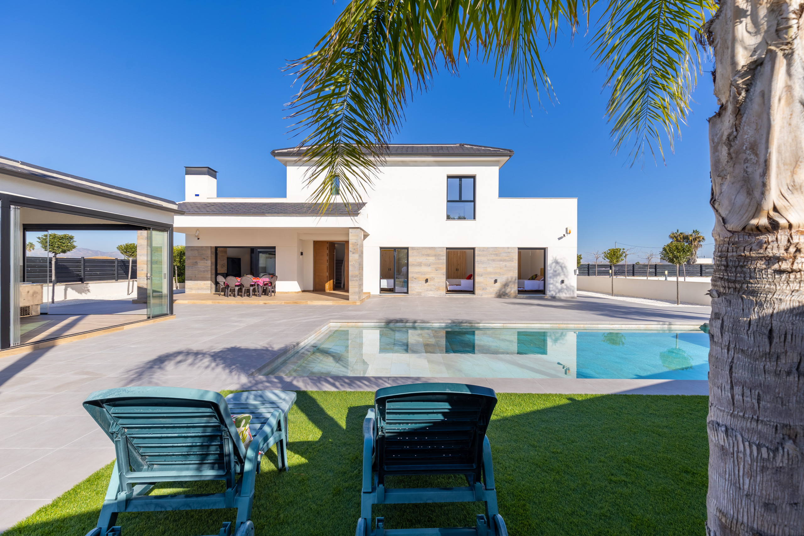 Villa in Catral buchen Palm Breeze Villa by Fidalsa Bild-0