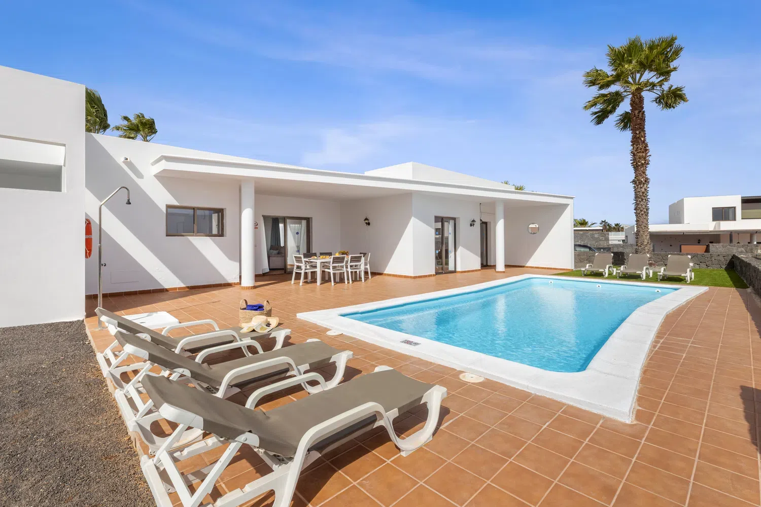 Alquilar Villa en Playa Blanca Villa Dafne by EscapeHome imagen-0