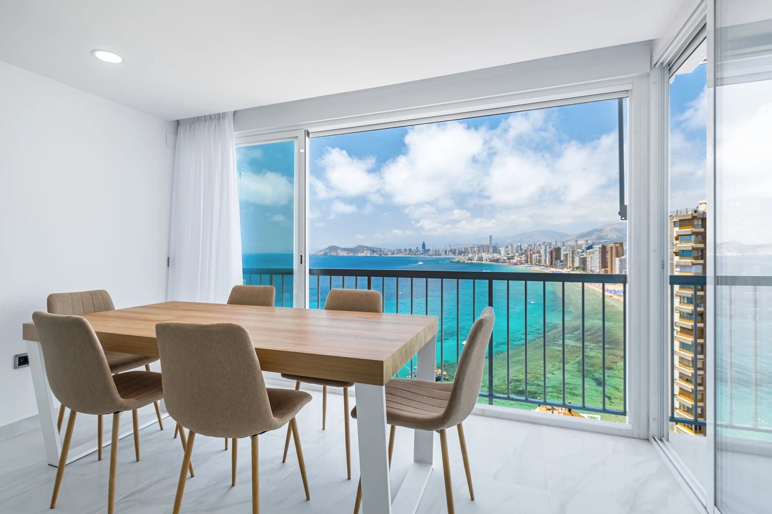 Alquilar Apartamento en Benidorm Halcon Deluxe 17-C Apartment Levante Beach imagen-1