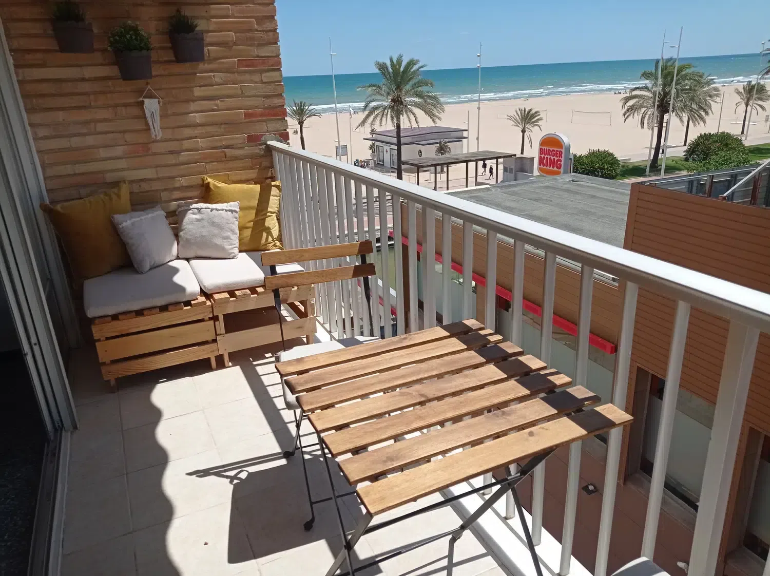 Alquilar Apartamento en Playa de Gandía 1.Mar Blau esc.I 3º pta 6 imagen-0
