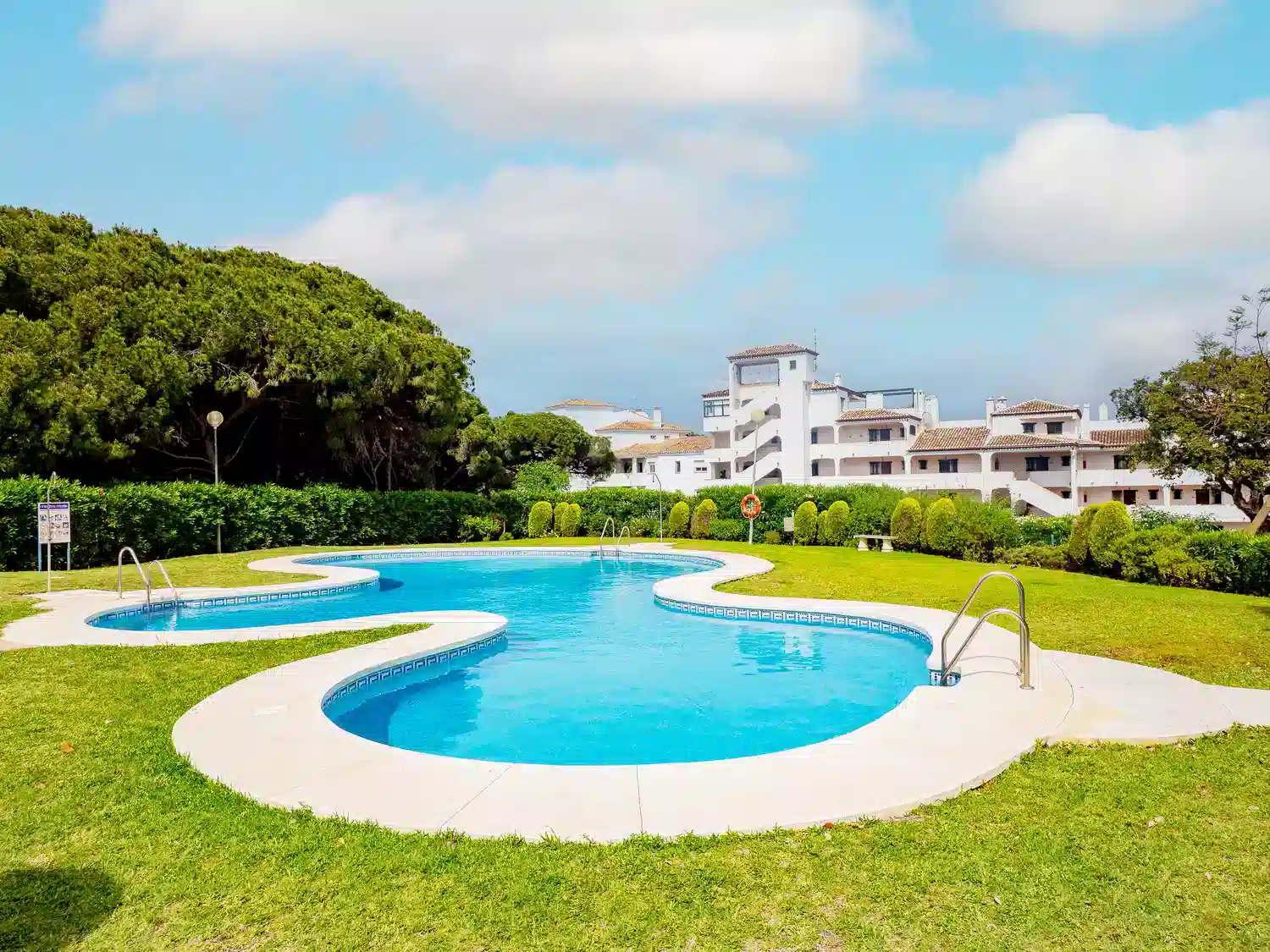 Alquilar Apartamento en Mijas Costa Cubo's Beamar de Calahonda Apartment imagen-1