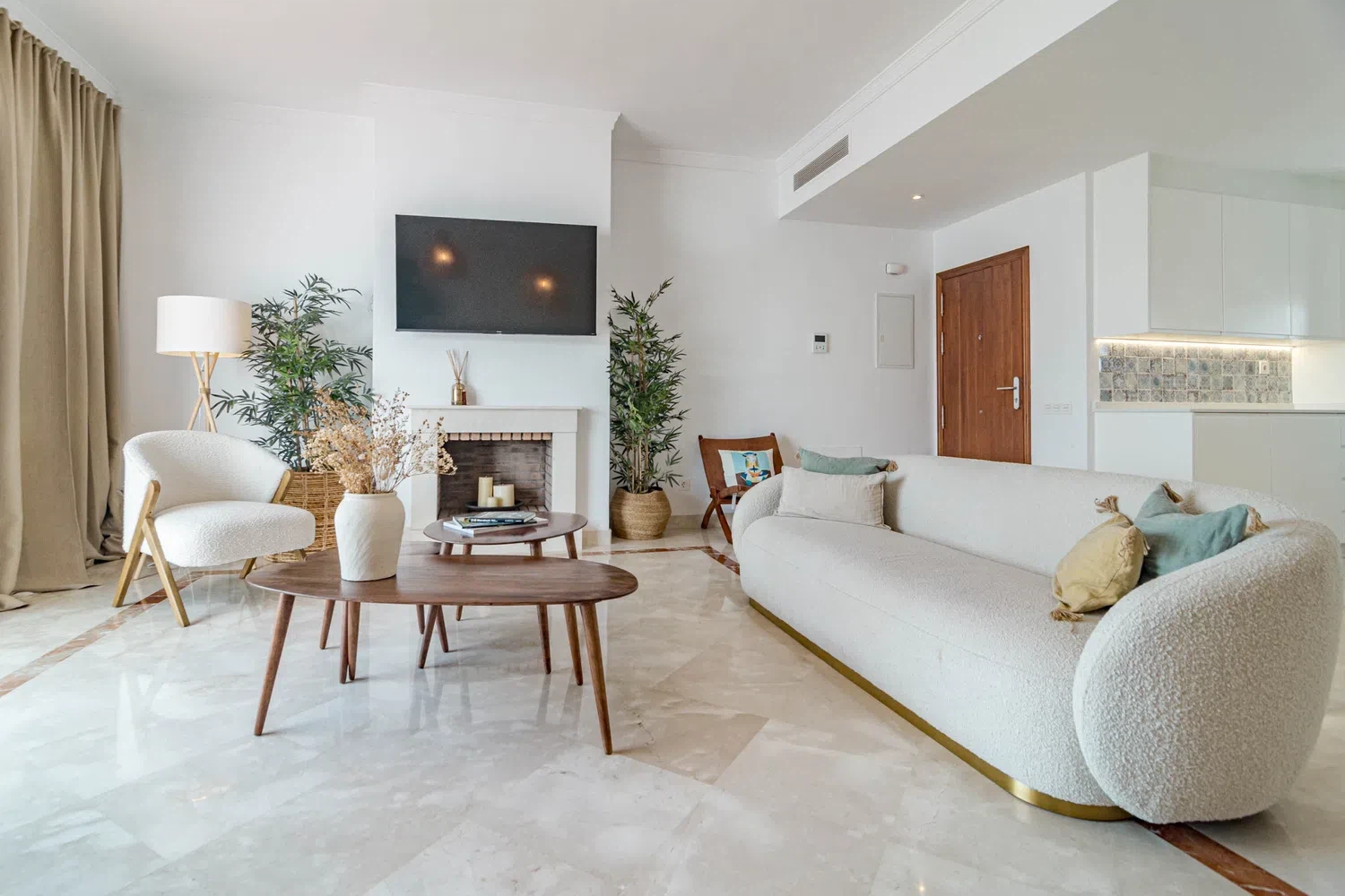 Alquilar Apartamento en Benahavis Paraiso Pueblo 15.4 imagen-1