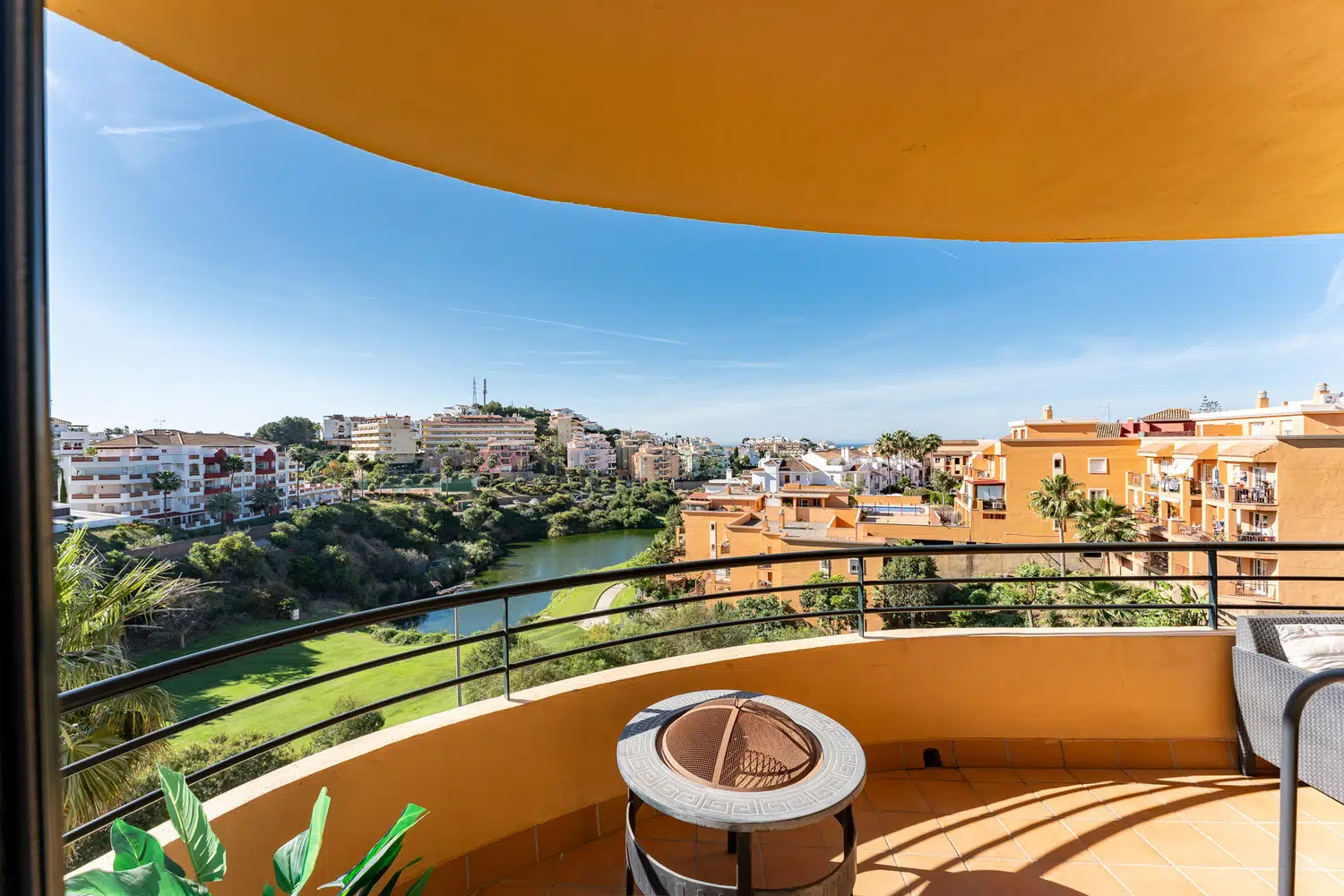 Alquilar Apartamento en Mijas Costa MalagaSuite Diamond Riviera imagen-5