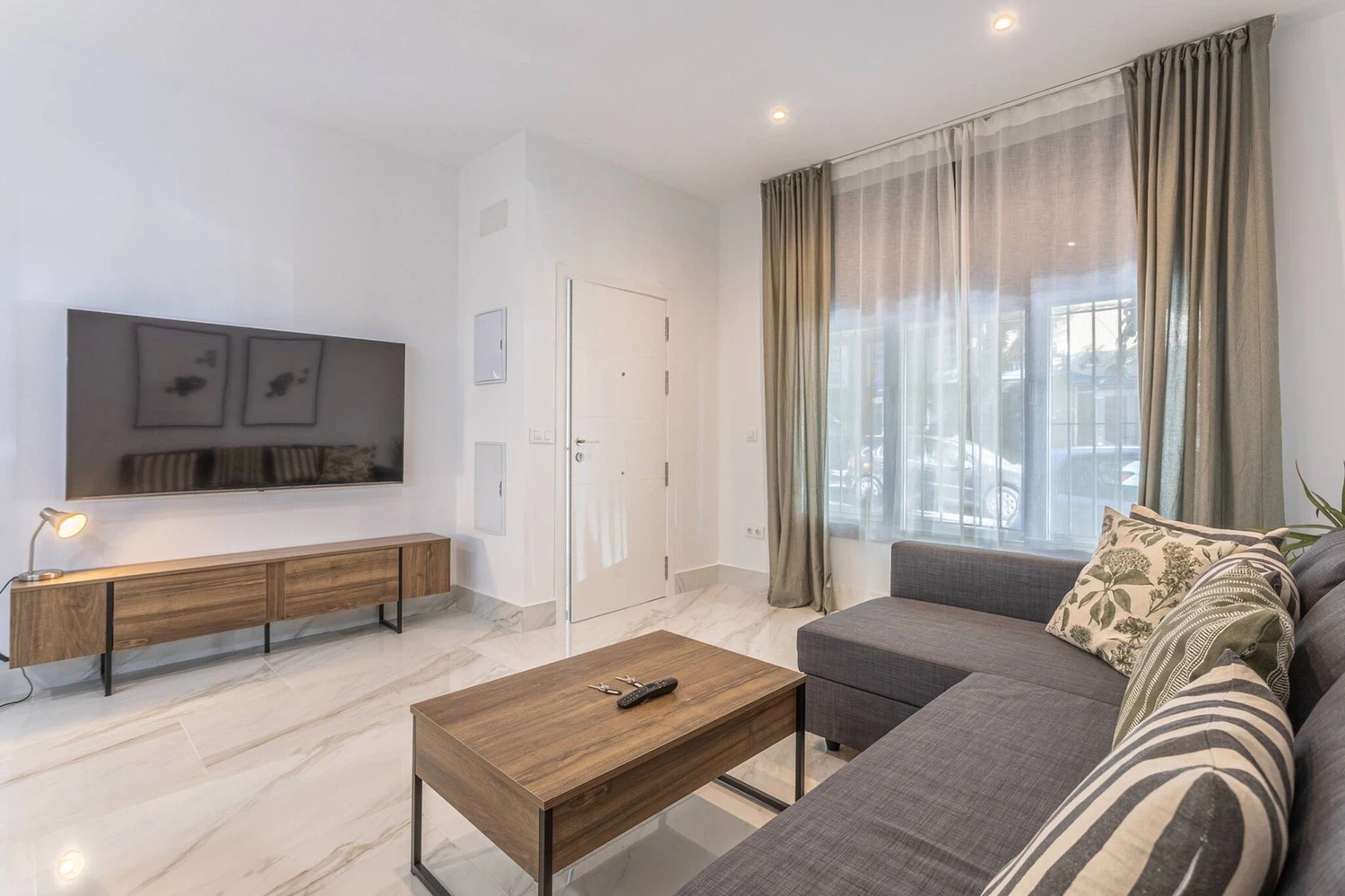 Alquilar Apartamento en Sevilla Bernaldez Suite  - Vacacional Sevilla imagen-1