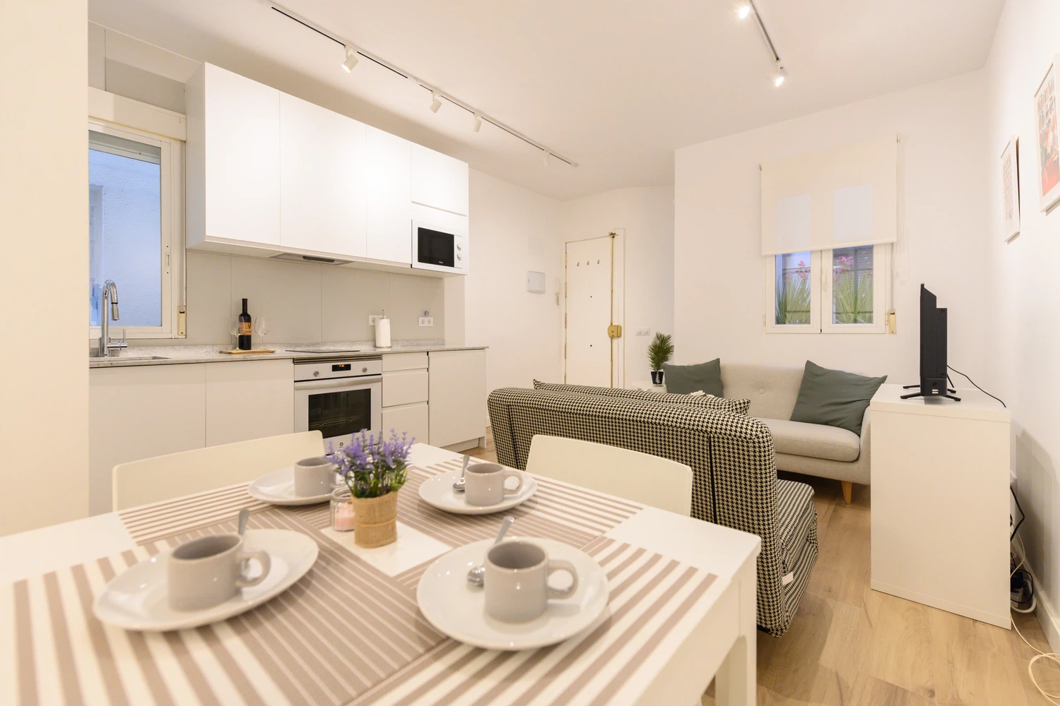 Alquilar Apartamento en Madrid M (GOS41B)Piso de 1 dormitorio en el Centro de Mad imagen-2