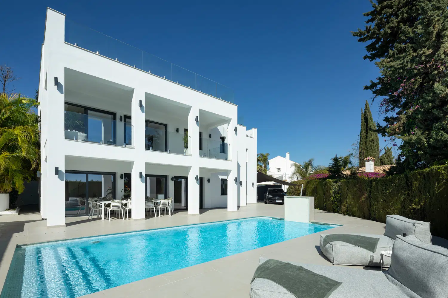 Alquilar Villa en Marbella VILLA PUERTO BANÚS imagen-16