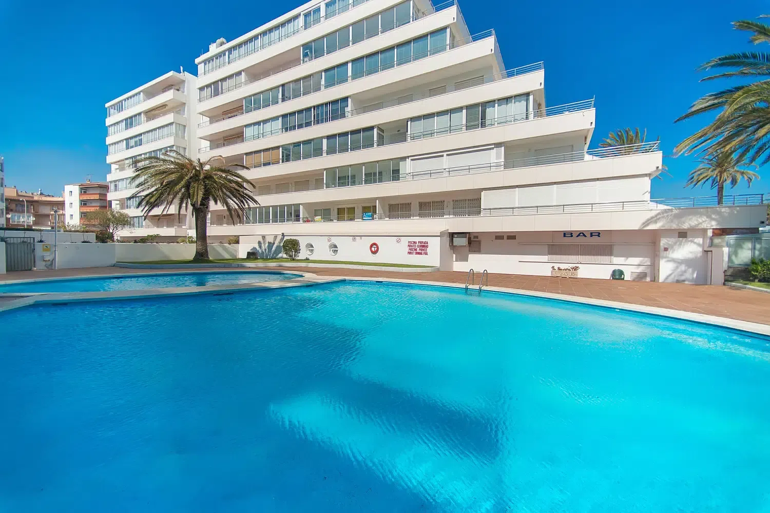Alquilar Apartamento en  WELCS APARTAMENTO 255 EMP con terraza con vista imagen-0