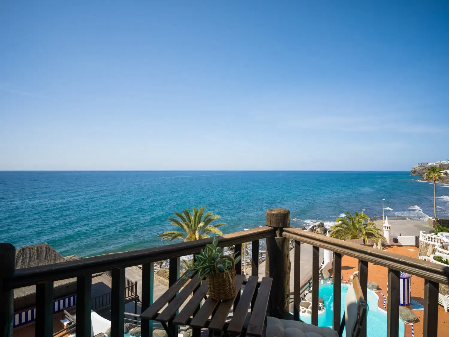 Alquilar Apartamento en San Bartolomé de Tirajana Altamar 60 Balcony beach views By CanariasGetaway imagen-0