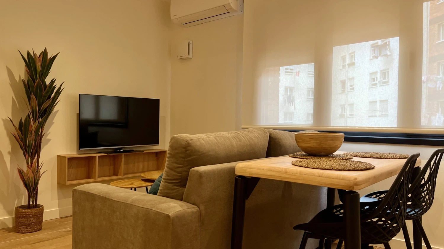 Alquilar Apartamento en Oviedo Apartamento 7 Manuel Pedregal imagen-0