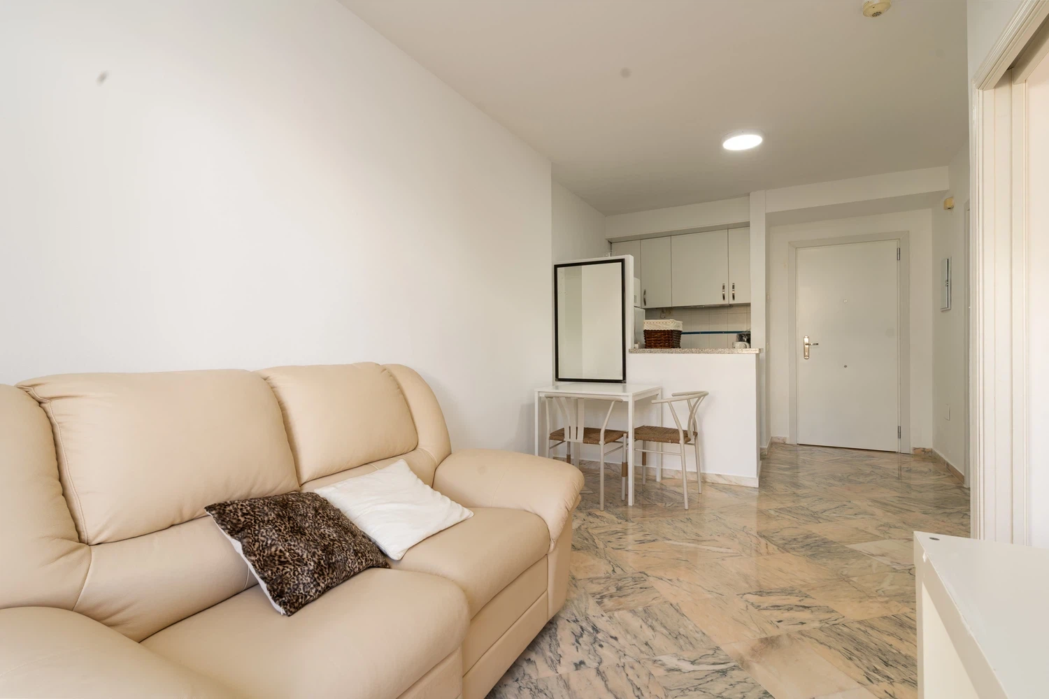 Alquilar Apartamento en Marbella Romana Playa 112 imagen-6