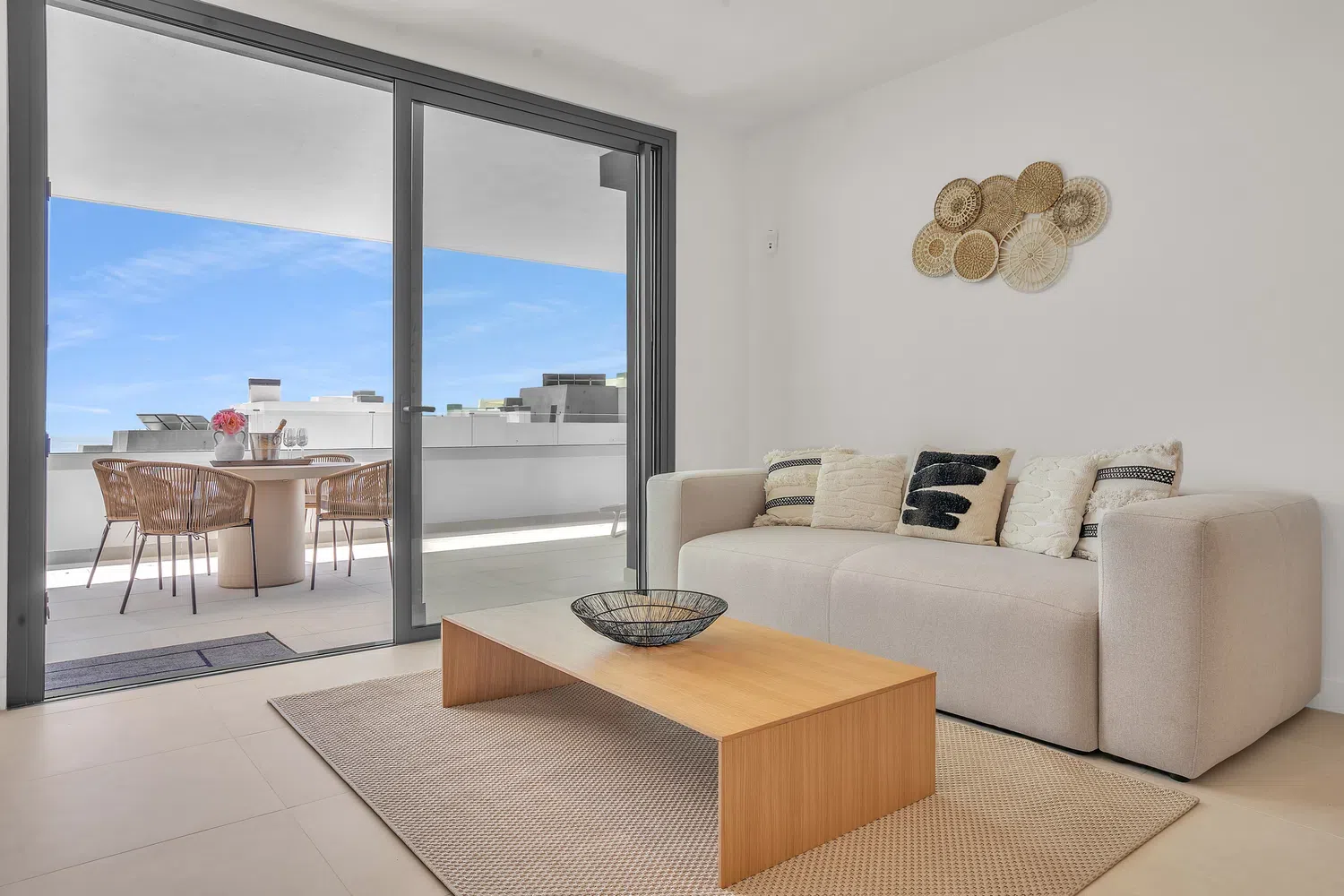 Alquilar Apartamento en Estepona Vanian Gardens imagen-2