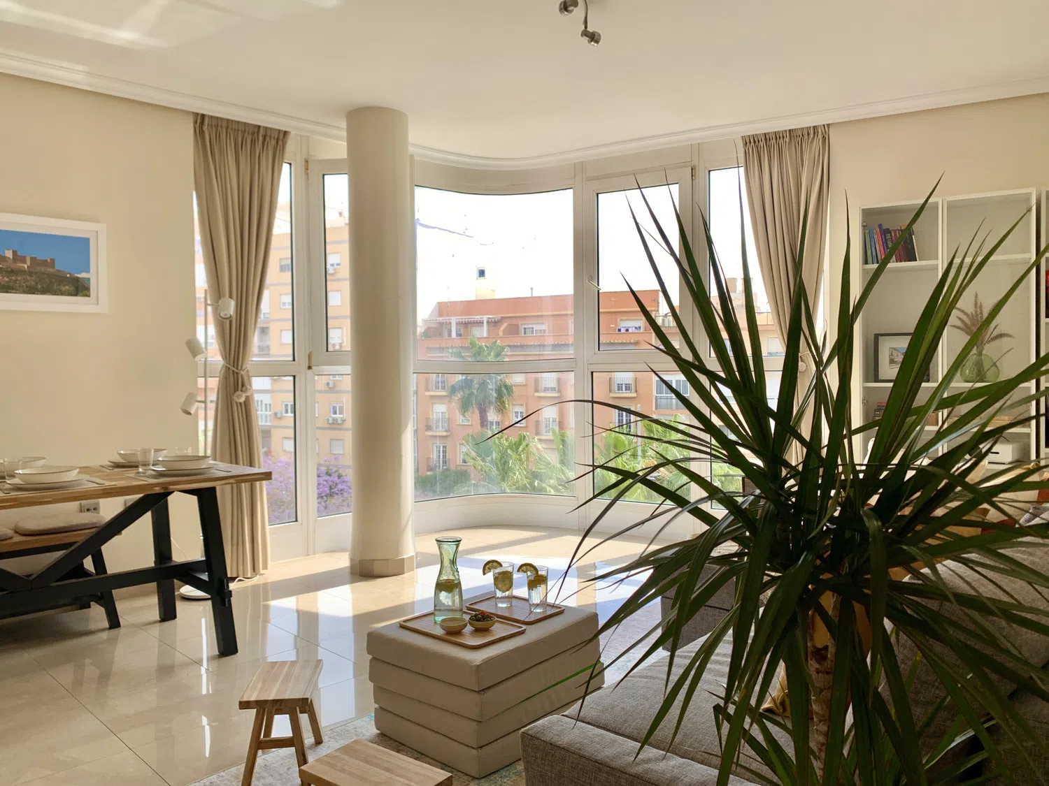 Alquilar Apartamento en Almeria AlmeriaSuite City Views Apartment imagen-1