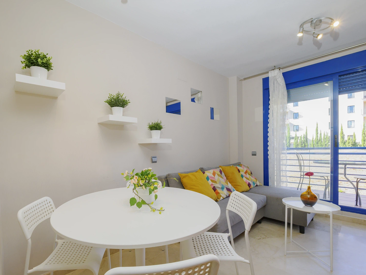 Alquilar Apartamento en Benalmádena Cubo's Beach Side Los Patos Apartment & Parking imagen-3