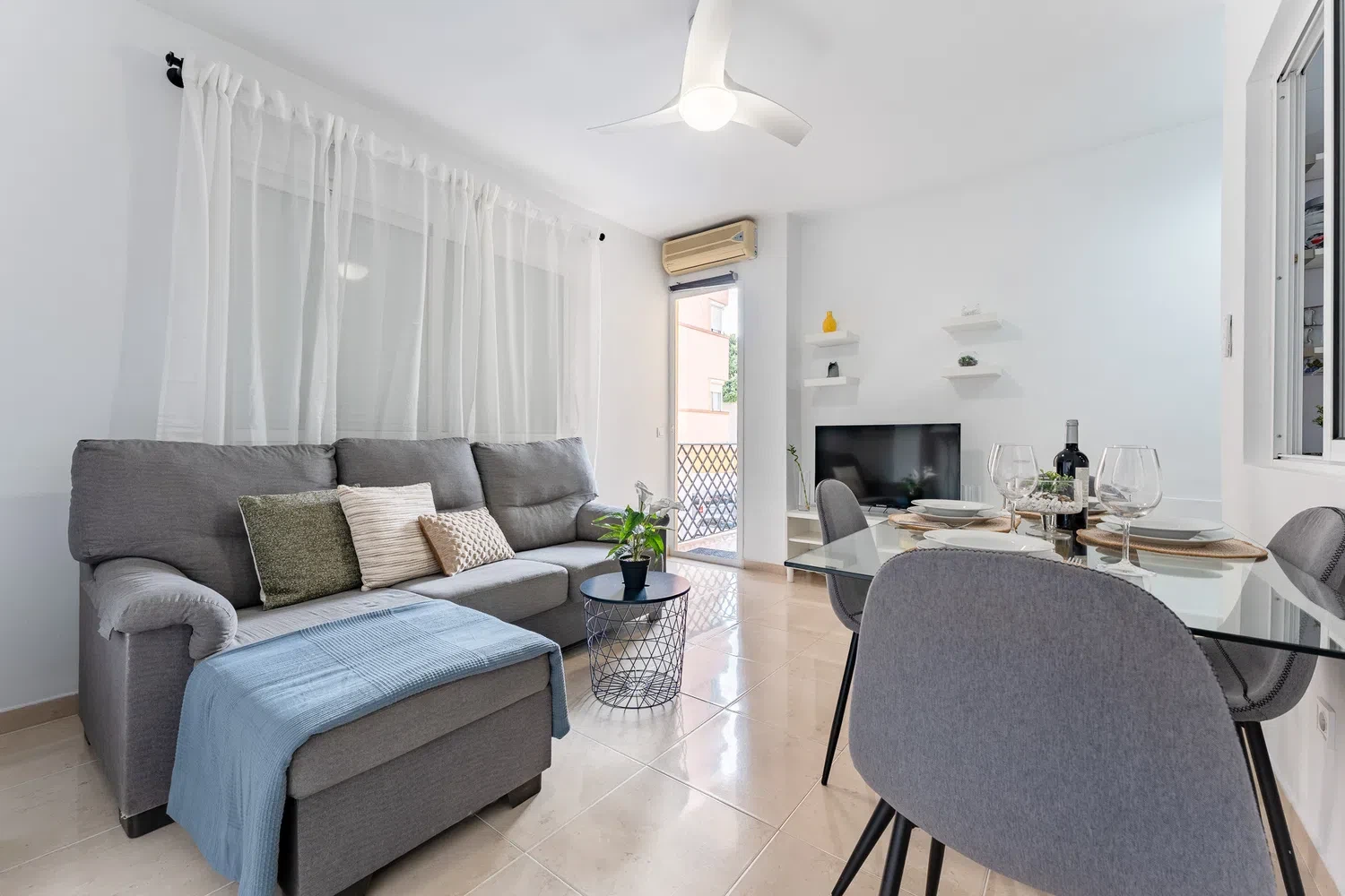 Alquilar Apartamento en Málaga MalagaSuite Cozy 2 Bed Near Center imagen-2