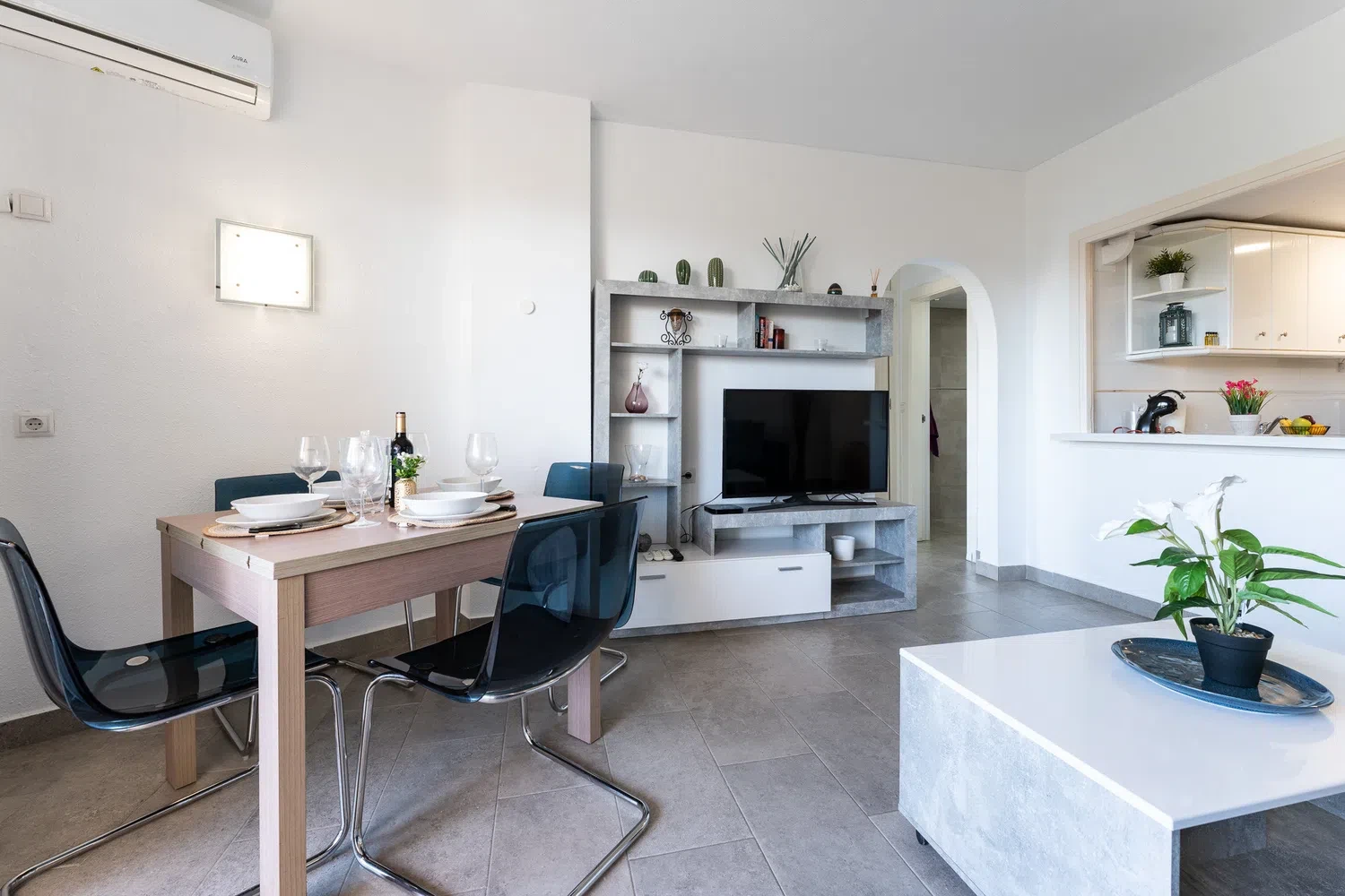 Alquilar Apartamento en Torremolinos MalagaSuite Duquesa Beach imagen-3