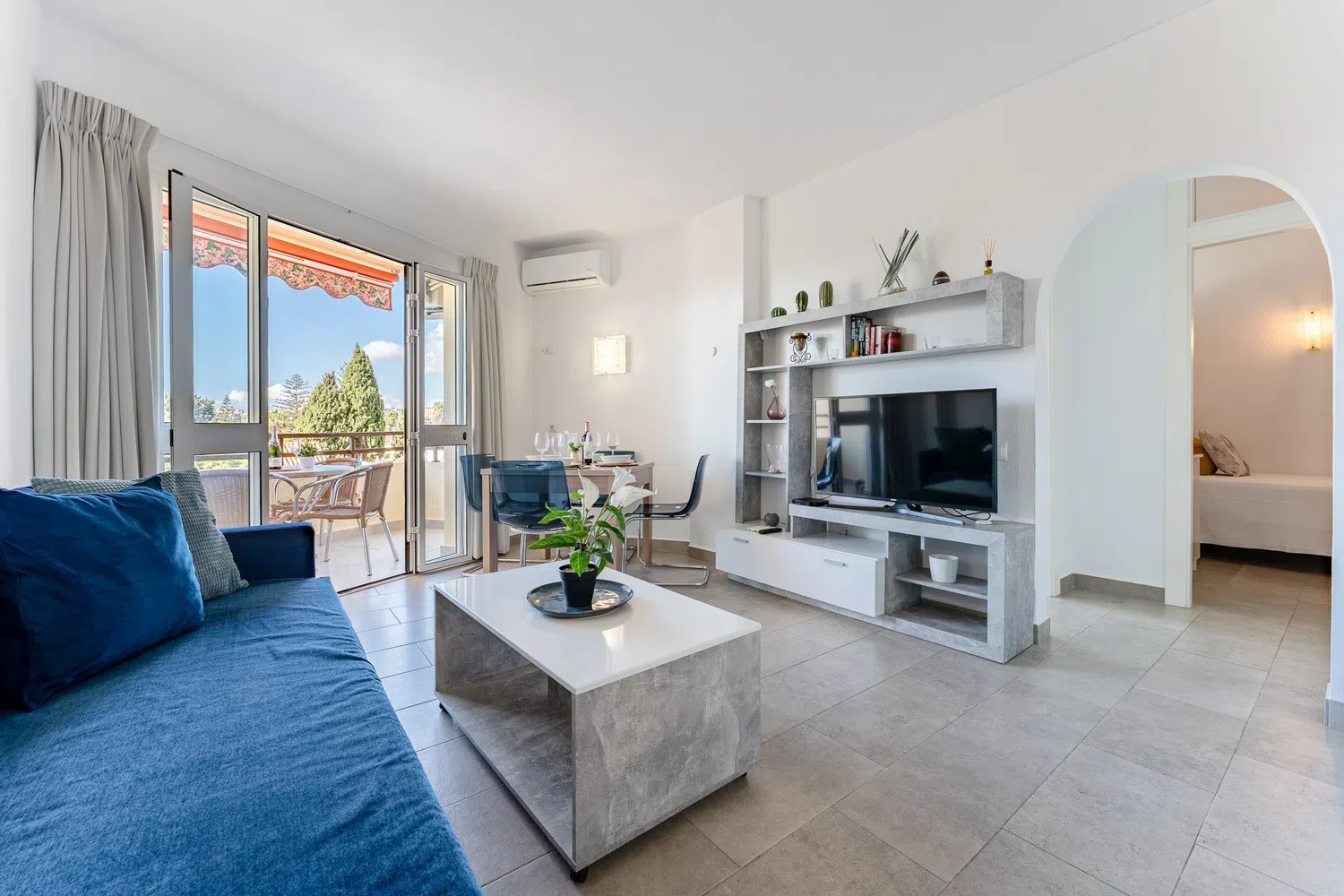 Alquilar Apartamento en Torremolinos MalagaSuite Duquesa Beach imagen-2