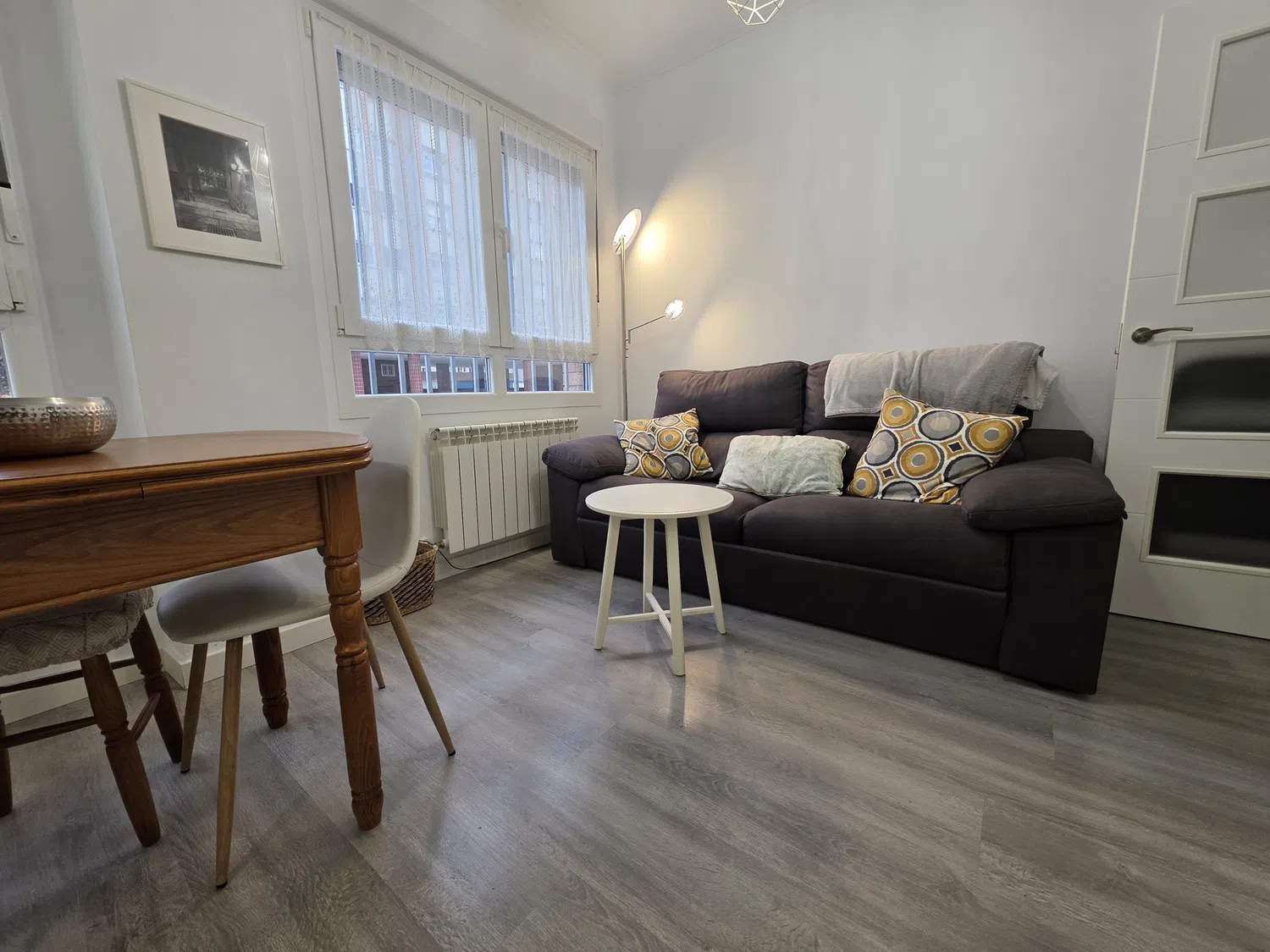 Alquilar Apartamento en Gijón 1A165 Moderno y coqueto apartamento con garaje imagen-2