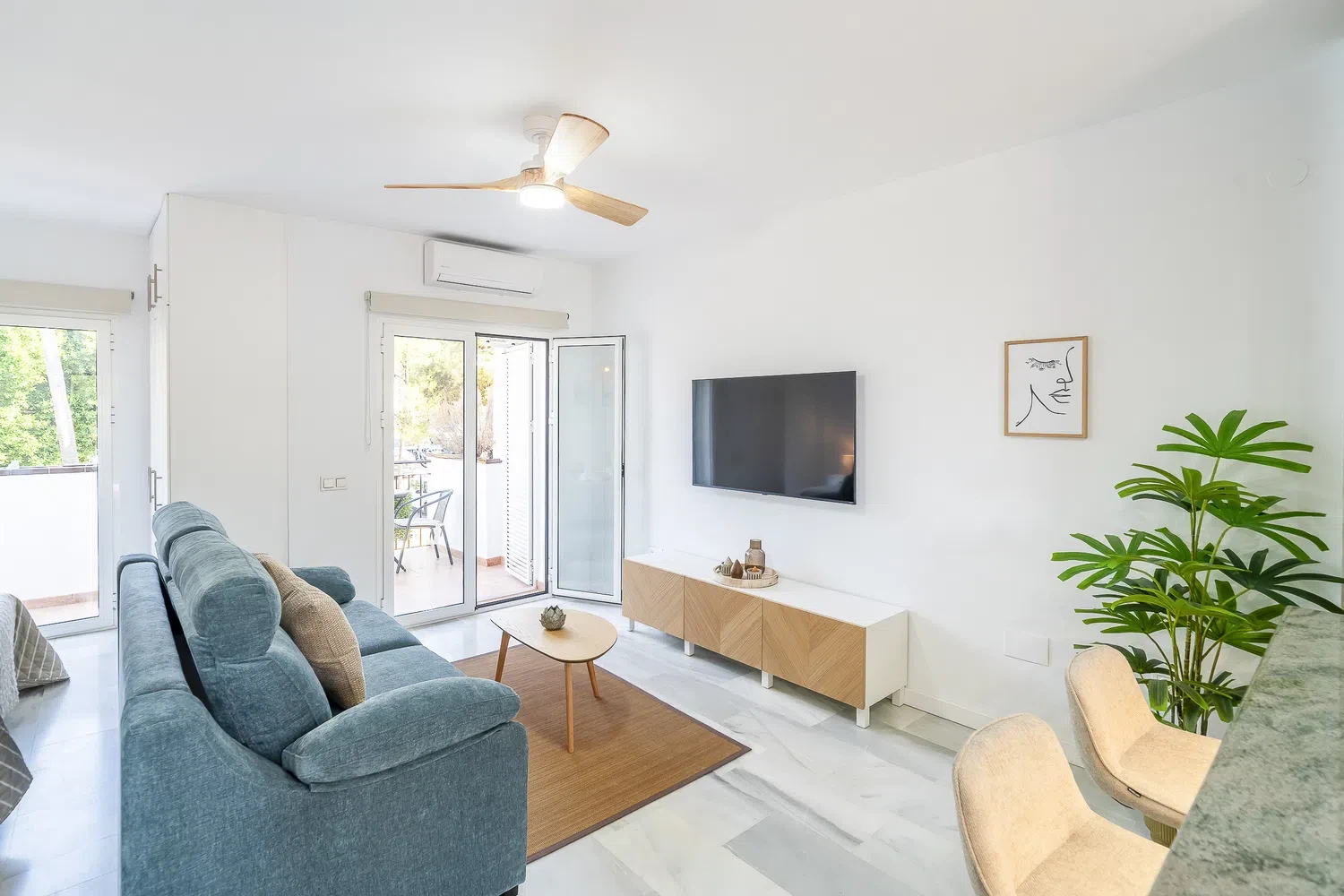 Alquilar Apartamento en Alhaurín de la Torre Cubo's Oasis Lauro Golf Apartment imagen-3