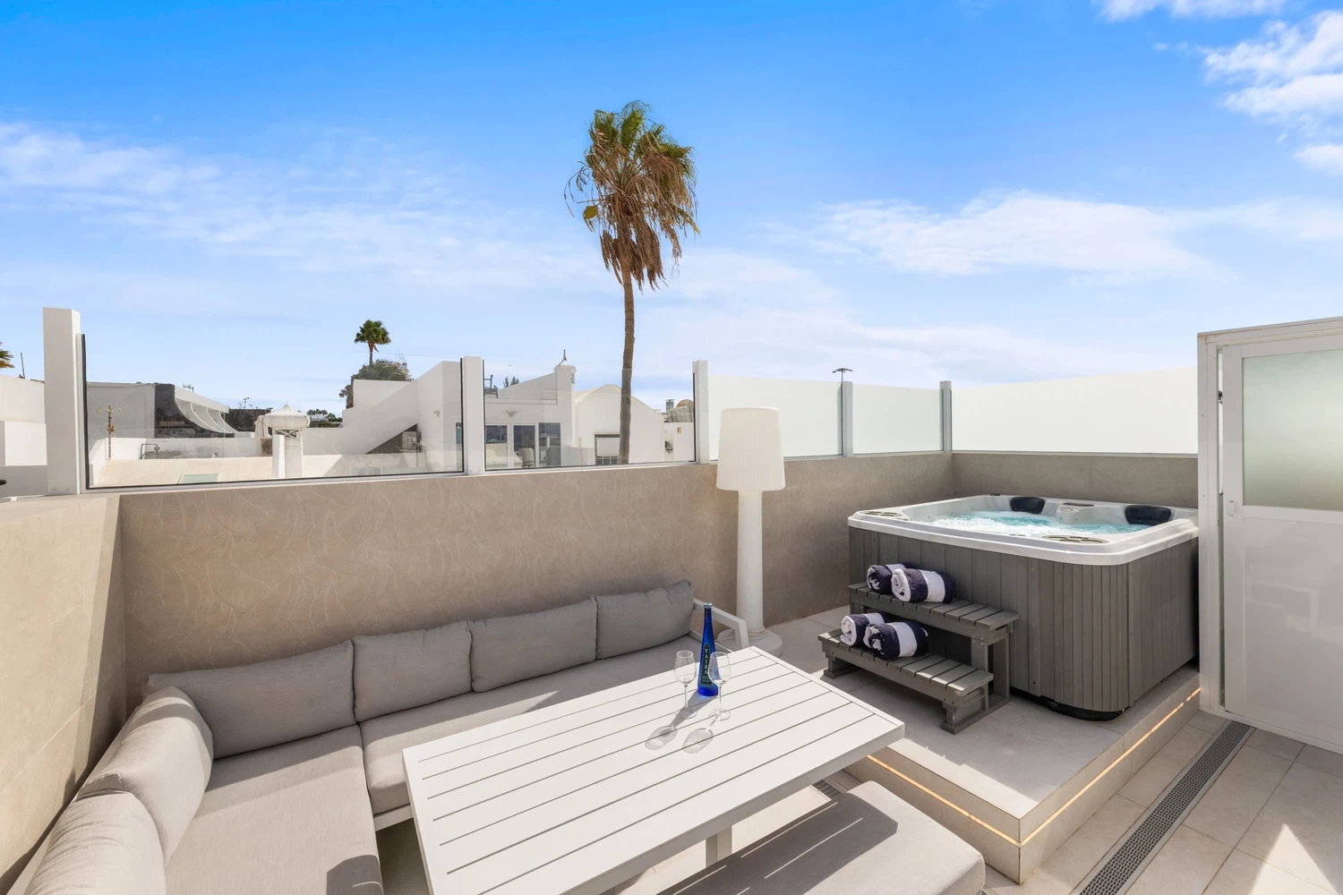 Alquilar Casa en Puerto del Carmen Casa Folias by Escape Home imagen-3