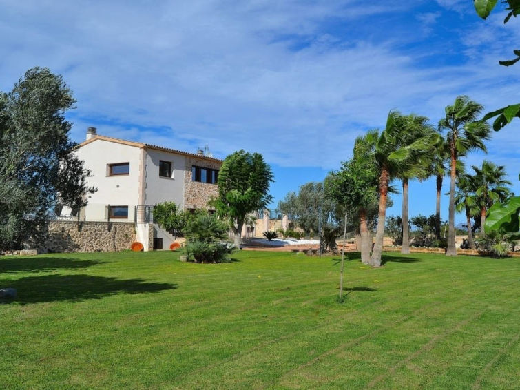 Rent House in Muro Can Bou picture-3