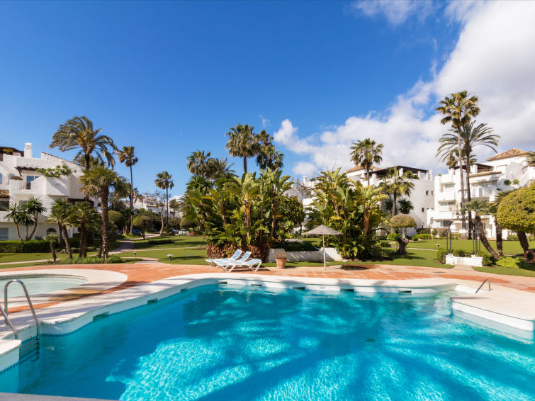 Rent House in Estepona Alcazaba Beach picture-12