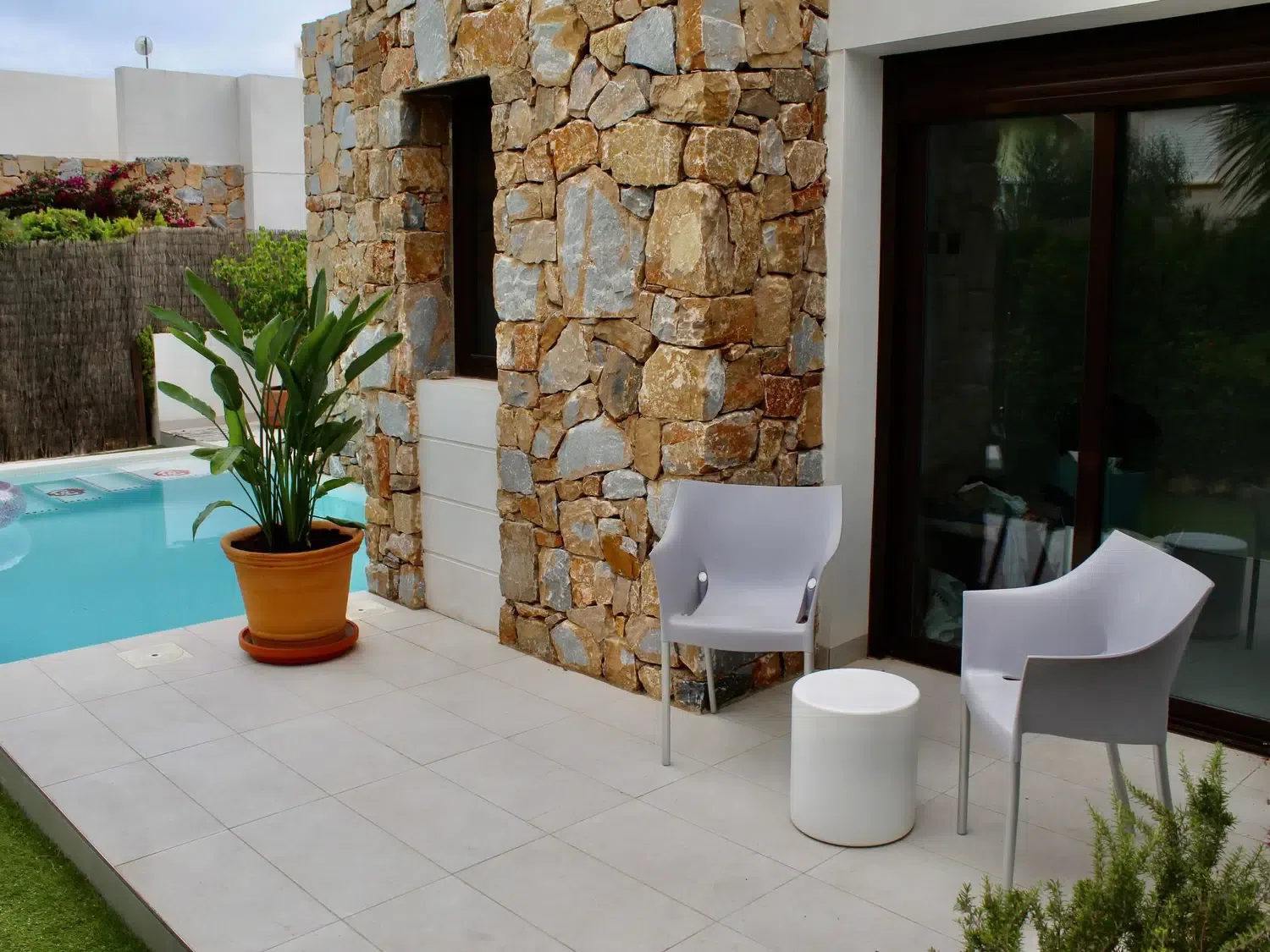 Alquilar Casa en mit Blick auf das Wasser imagen-3