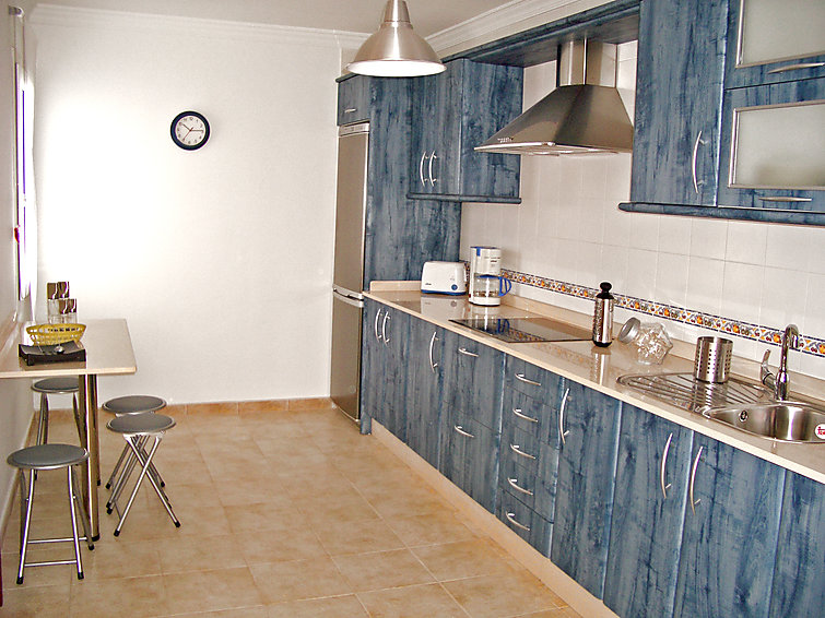 Rent House in Tías Pelzer picture-4