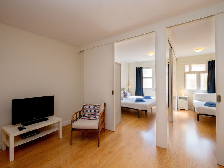 Rent House in Barcelona Sagrada Familia: Rossello picture-0