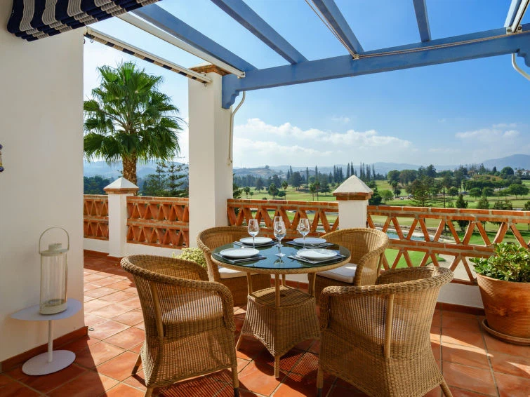 Alquilar Casa en Mijas Costa Las Golondrinas golf view imagen-1