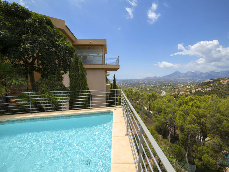 Rent Villa in Altea La Estrella picture-11