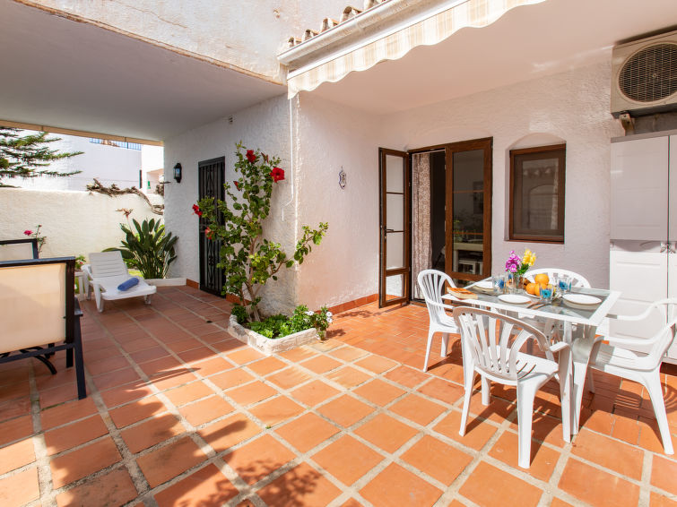 Rent House in Nerja Pueblo Rosa picture-1