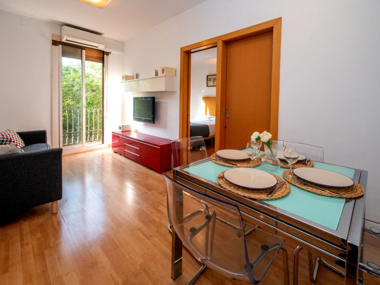 Rent House in Barcelona Sants-Montjuïc: Avenida Madrid picture-8