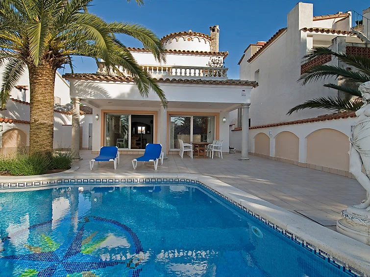 Alquilar Casa en Empuriabrava Llobregat 41b imagen-0