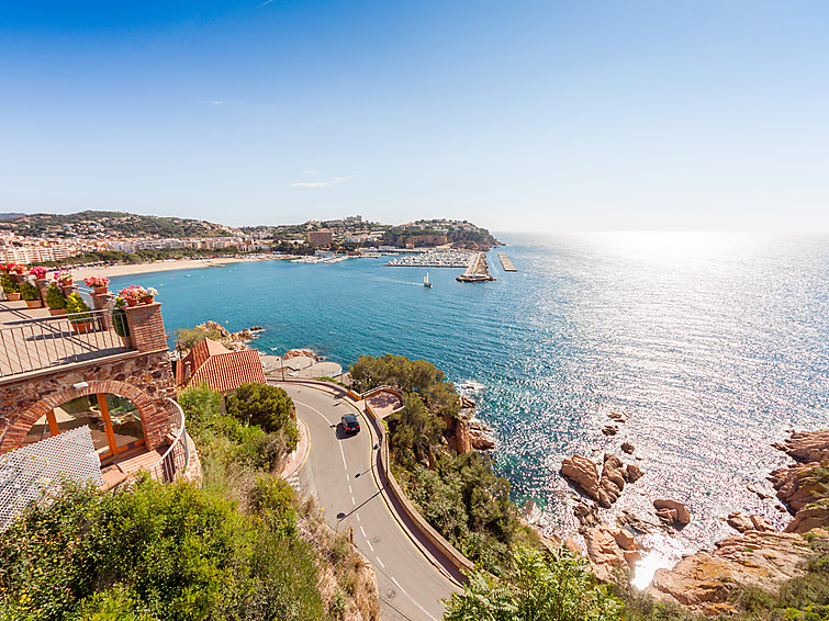 Rent House in Sant Feliu de Guíxols S'Adolitx picture-0