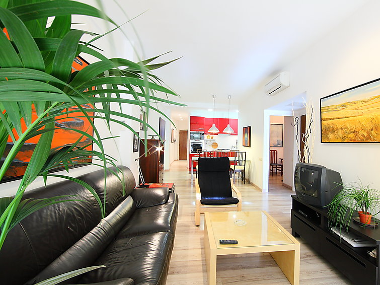 Rent House in Barcelona Eixample Dret Independencia Valenci picture-1